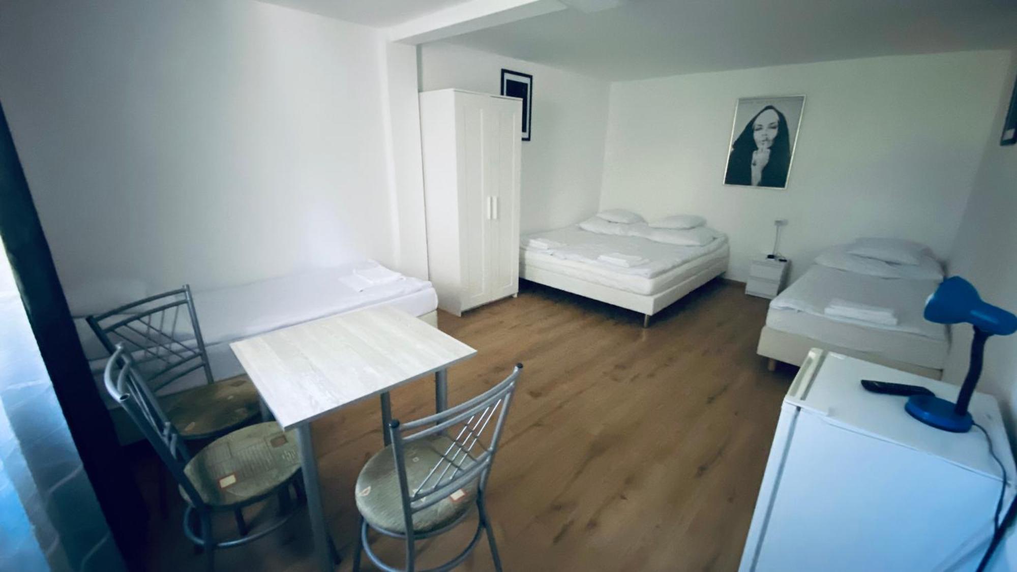 Garden Panzio Bed & Breakfast Balatonkeresztur Luaran gambar